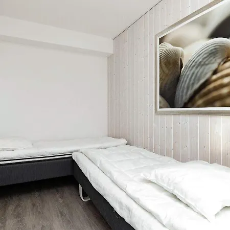 Two-bedroom In 17